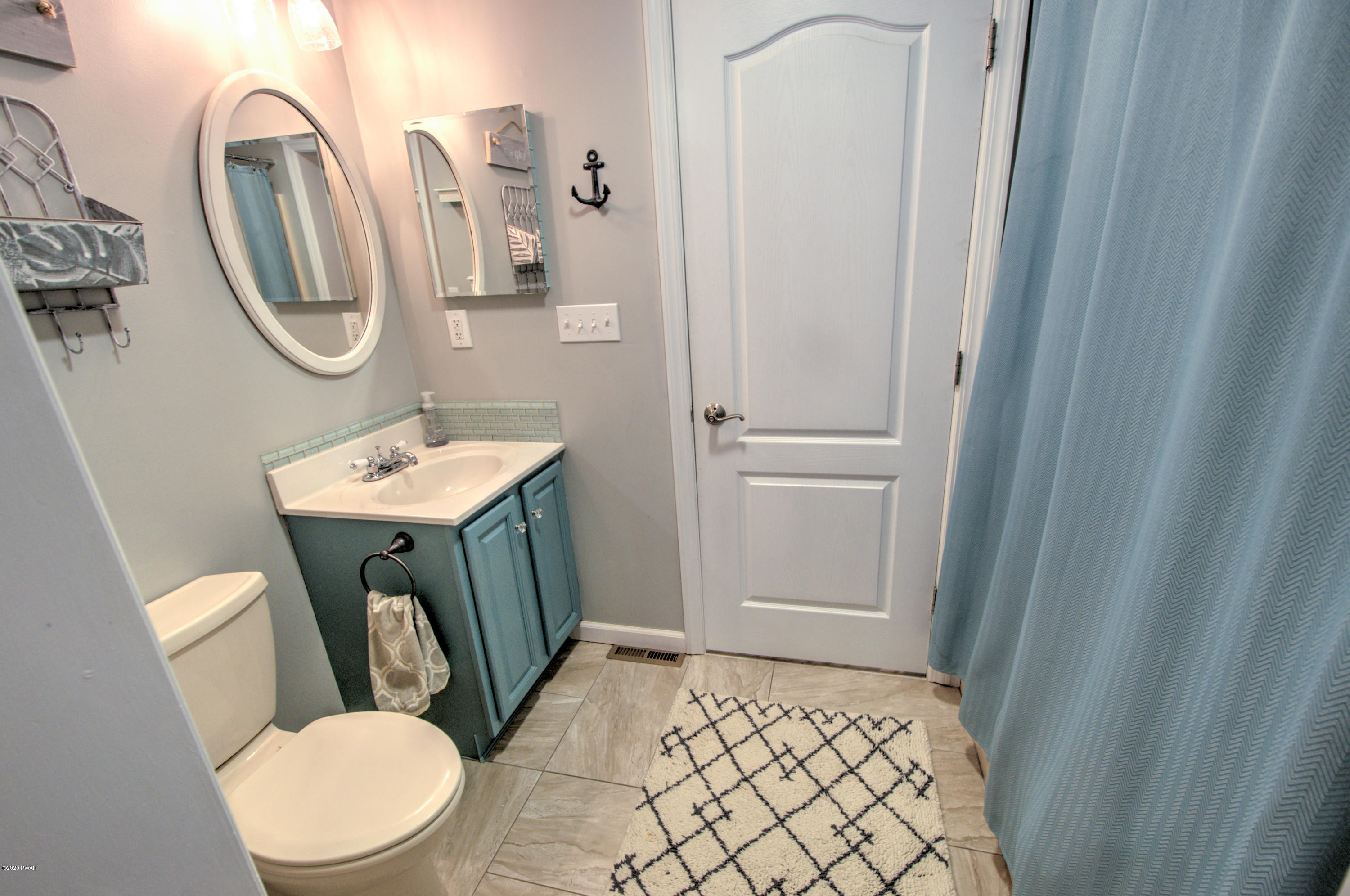 141 Beaverdam Road Tafton, PA 18464 - Photo 27 of 59 27-Bath1
