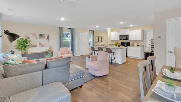 $379,665 | 213 Artist Avenue, Johnson City, TN 37615