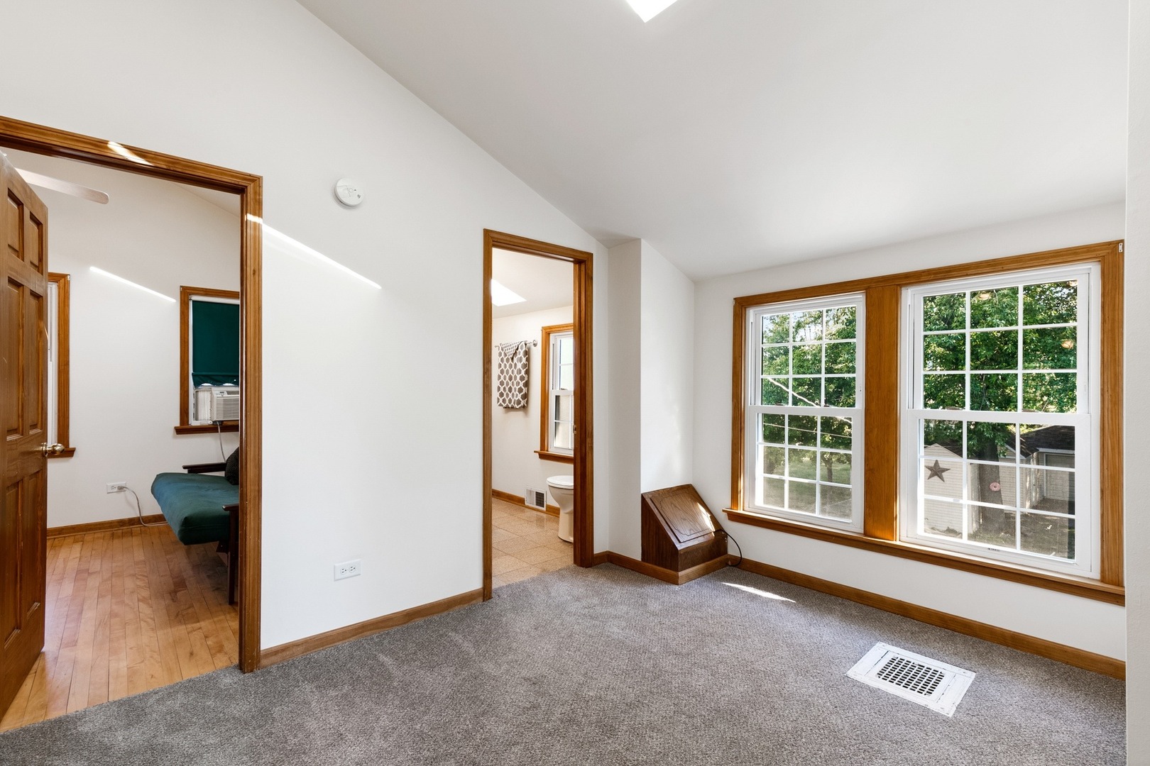 305 Olmsted Road Riverside, IL 60546 - Photo 20 of 33 a view of an empty room with glass door
