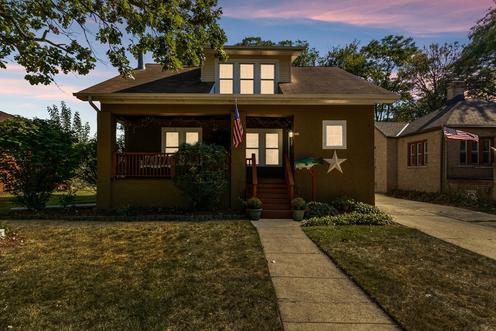 305 Olmsted Road Riverside, IL 60546 - Photo 29 of 33 a front view of a house