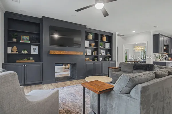 $1,390,000 | 27 Martingale West, Bluffton, SC 29909