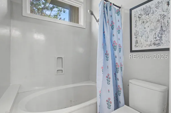 $1,390,000 | 27 Martingale West, Bluffton, SC 29909