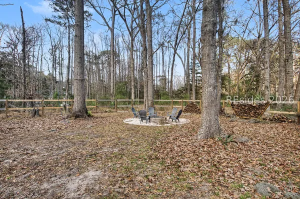 $1,390,000 | 27 Martingale West, Bluffton, SC 29909