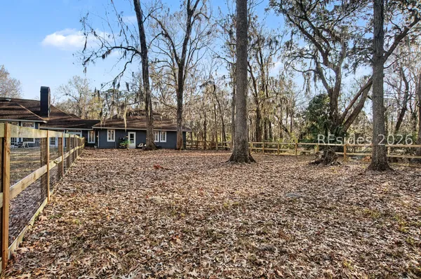 $1,390,000 | 27 Martingale West, Bluffton, SC 29909