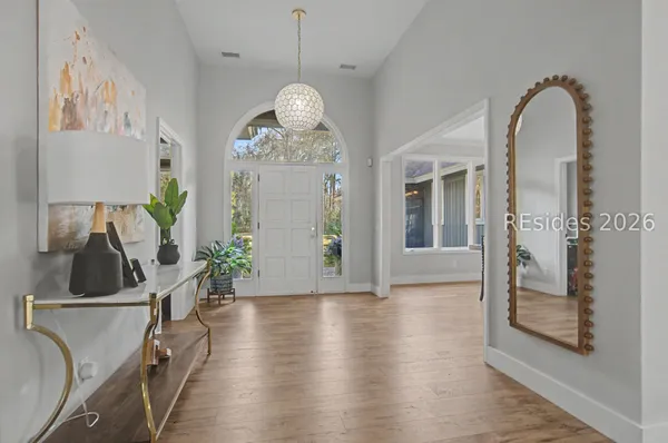 $1,390,000 | 27 Martingale West, Bluffton, SC 29909