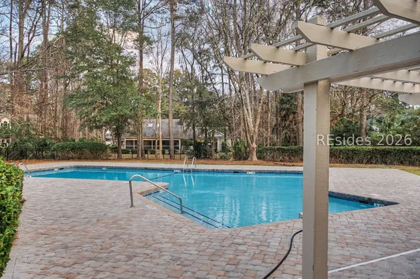 $1,390,000 | 27 Martingale West, Bluffton, SC 29909