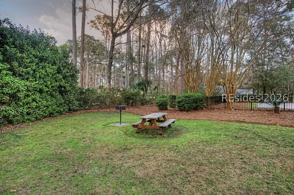 $1,390,000 | 27 Martingale West, Bluffton, SC 29909