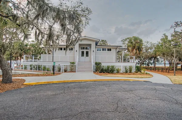 $1,390,000 | 27 Martingale West, Bluffton, SC 29909