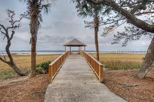 $1,390,000 | 27 Martingale West, Bluffton, SC 29909