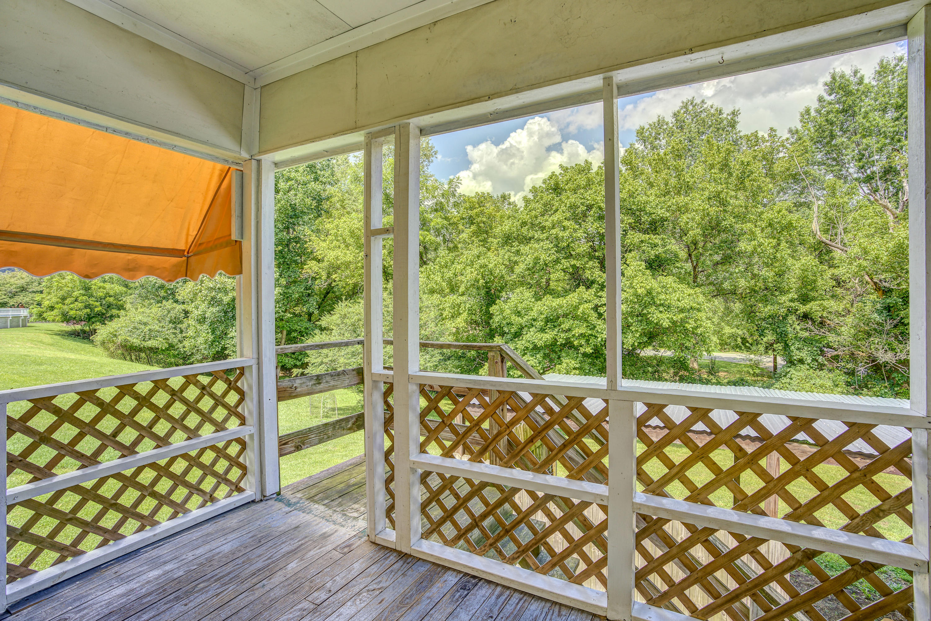 104 Hickory Road Bristol, TN 37620 - Photo 37 of 37 hick--36