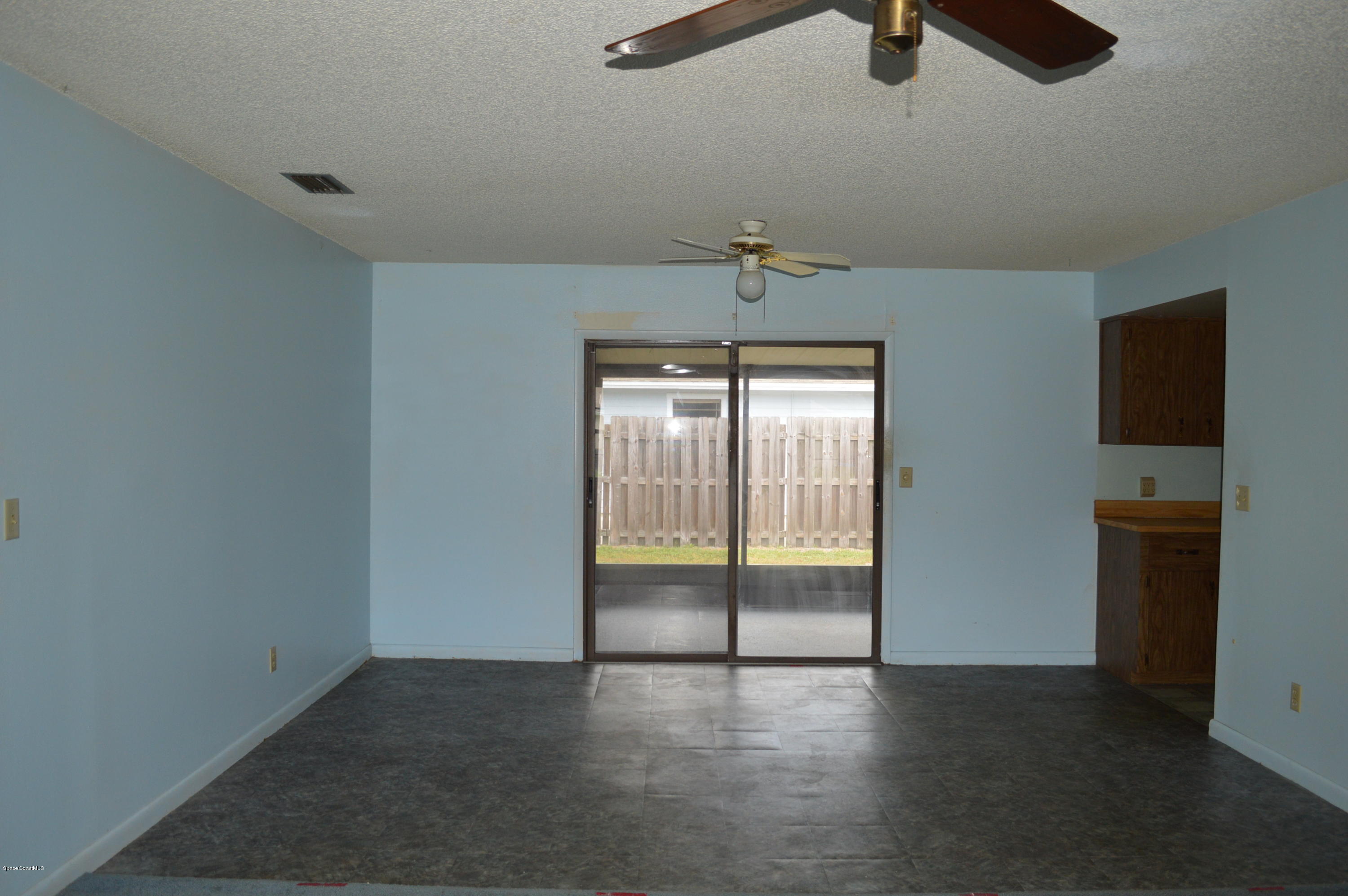 1150 Cherokee Road Southeast Palm Bay, FL 32909 - Photo 8 of 16 DSC_0579