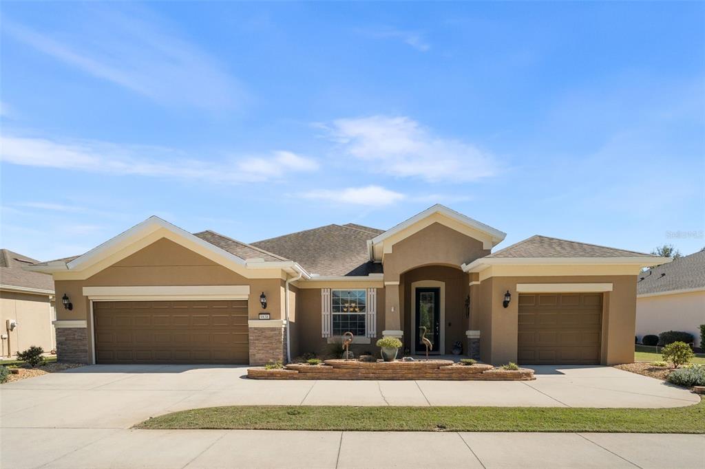 9838 Southwest 63rd Loop Ocala, FL 34481 - Photo 2 of 45 Gallery Image 2