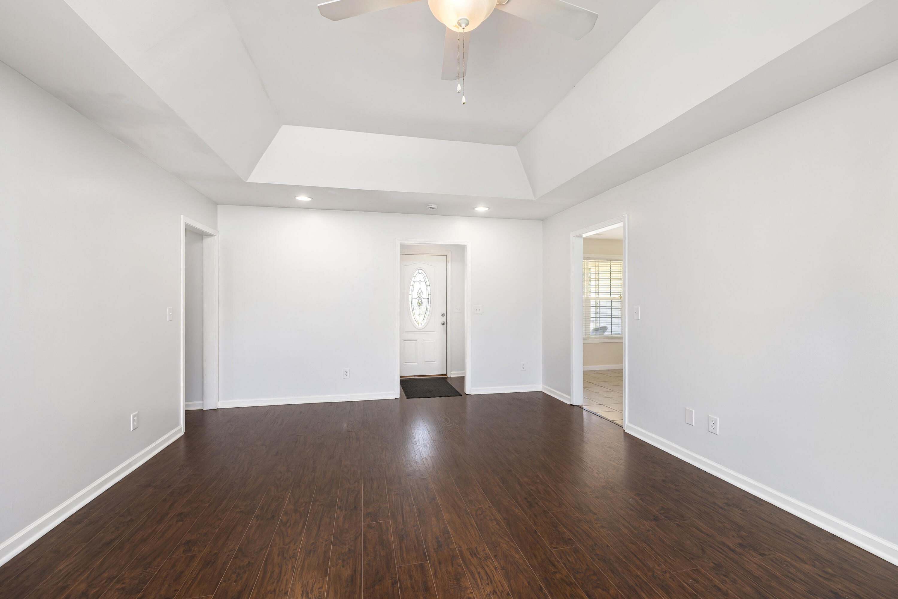 4915 Ridge Street Dalzell, SC 29040 - Photo 10 of 26 Family room view comin in the back door.