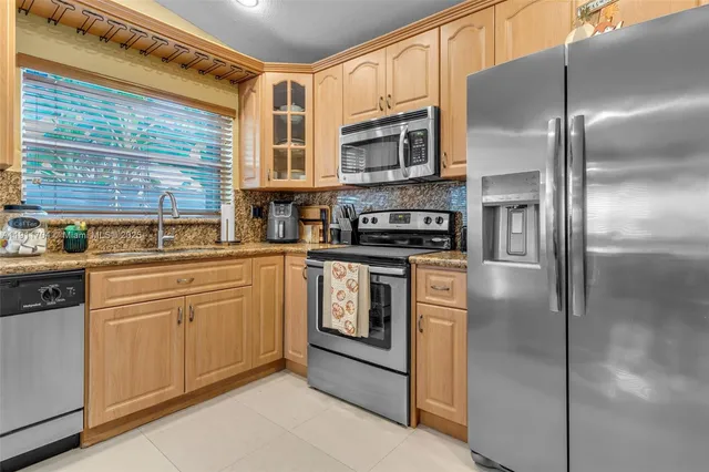 $570,000 | 10523 Southwest 161st Place, Miami, FL 33196