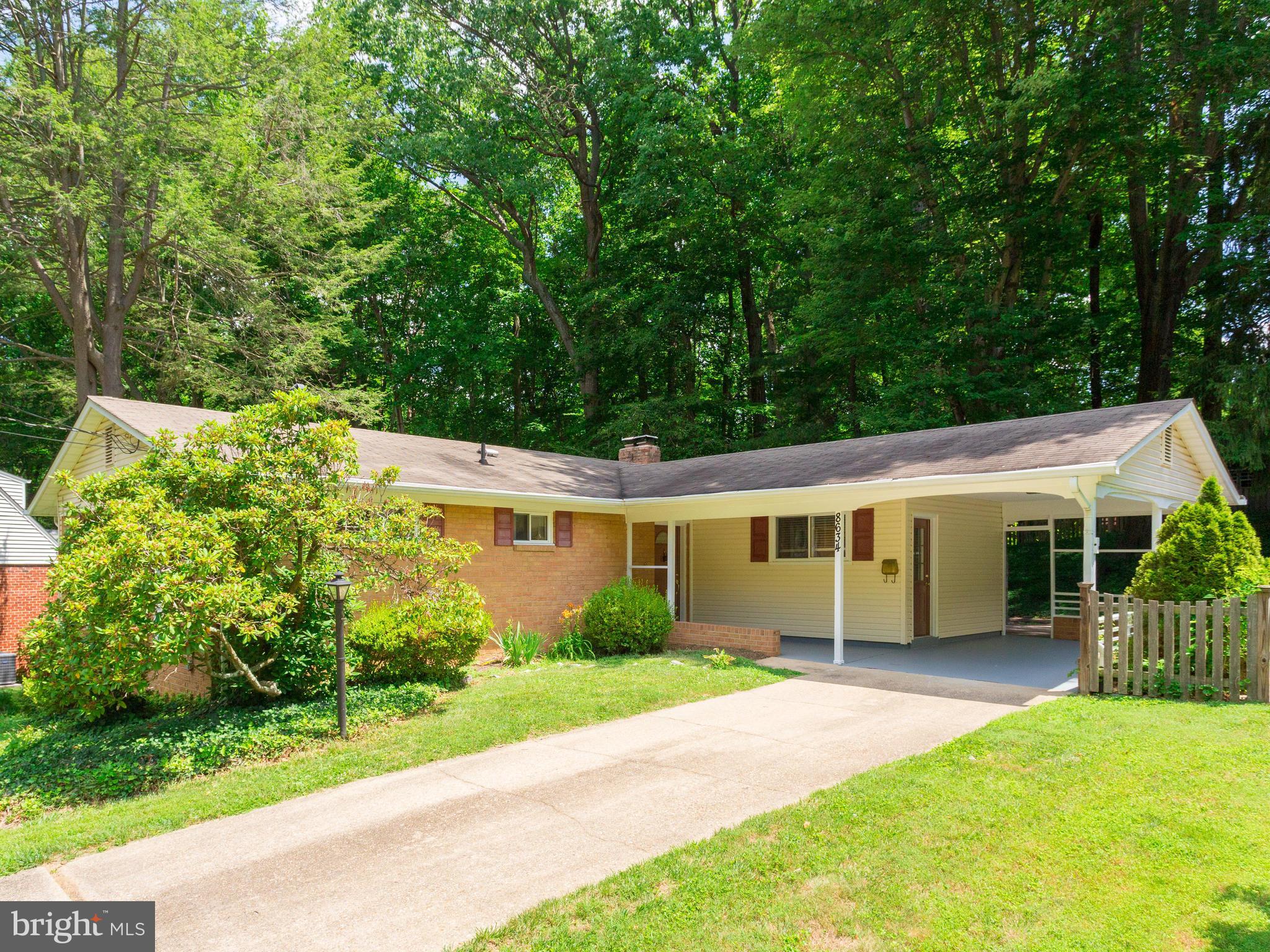 8634 Victoria Road Springfield, VA 22151 - Photo 1 of 29 Exterior (Front)