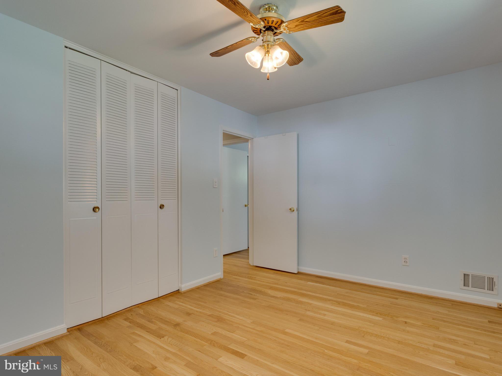 8634 Victoria Road Springfield, VA 22151 - Photo 20 of 29 Bedroom (Master)