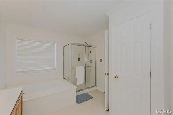 $390,000 | 2235 Silver Lake Estates Drive, Pacific, MO 63069