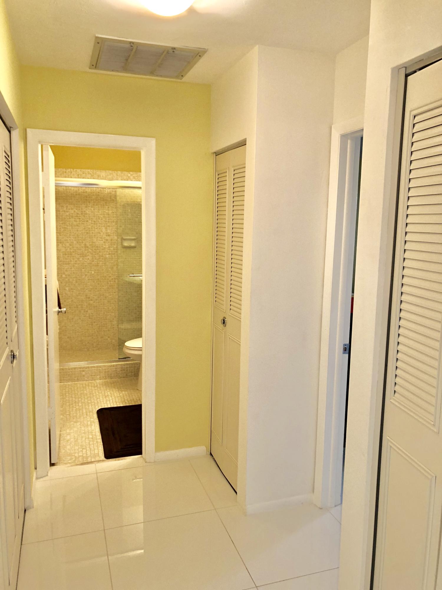 5520 North Ocean Boulevard, Unit 204 Ocean Ridge, FL 33435 - Photo 12 of 16 IMG_2272
