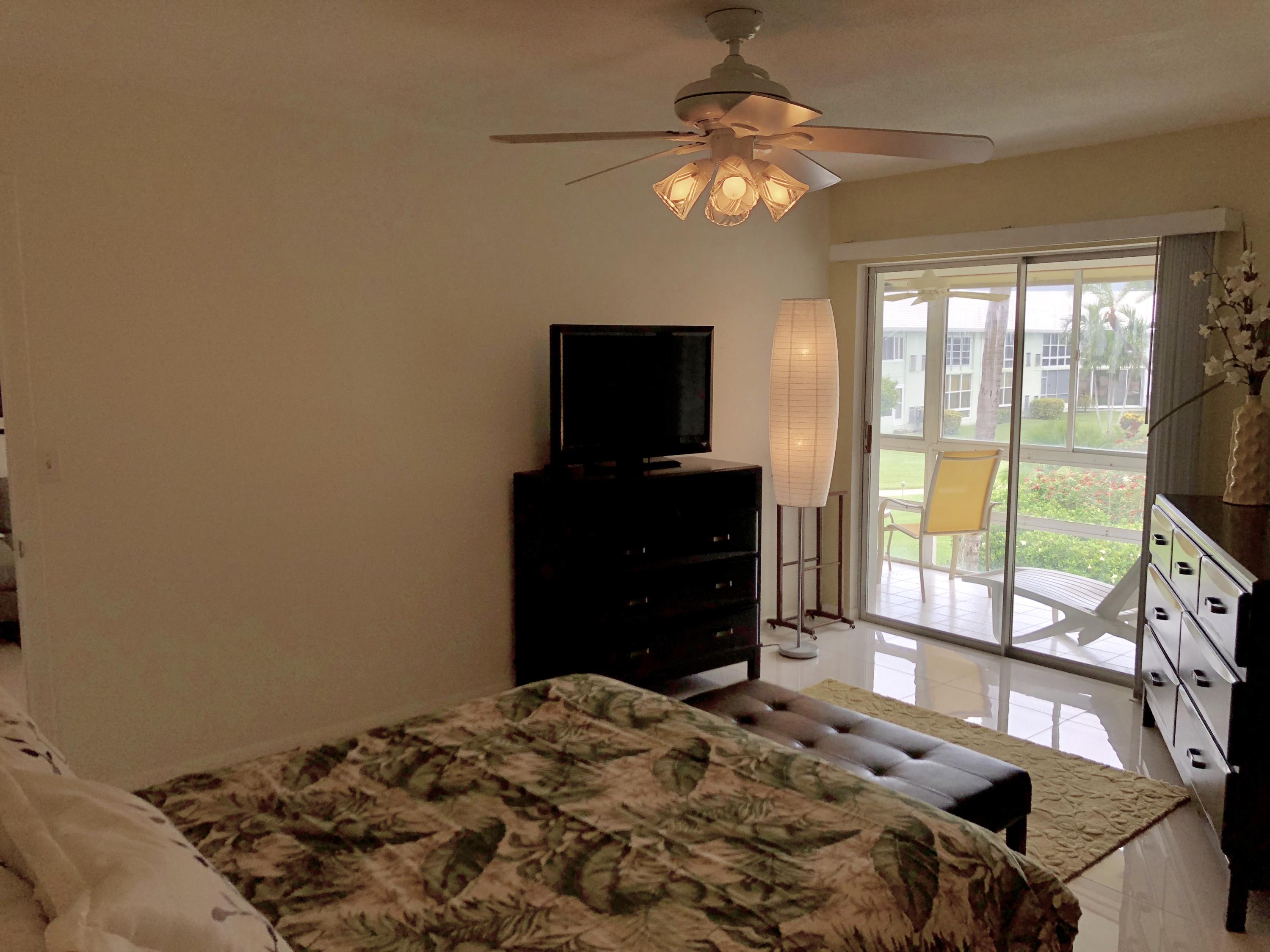 5520 North Ocean Boulevard, Unit 204 Ocean Ridge, FL 33435 - Photo 7 of 16 IMG_2276