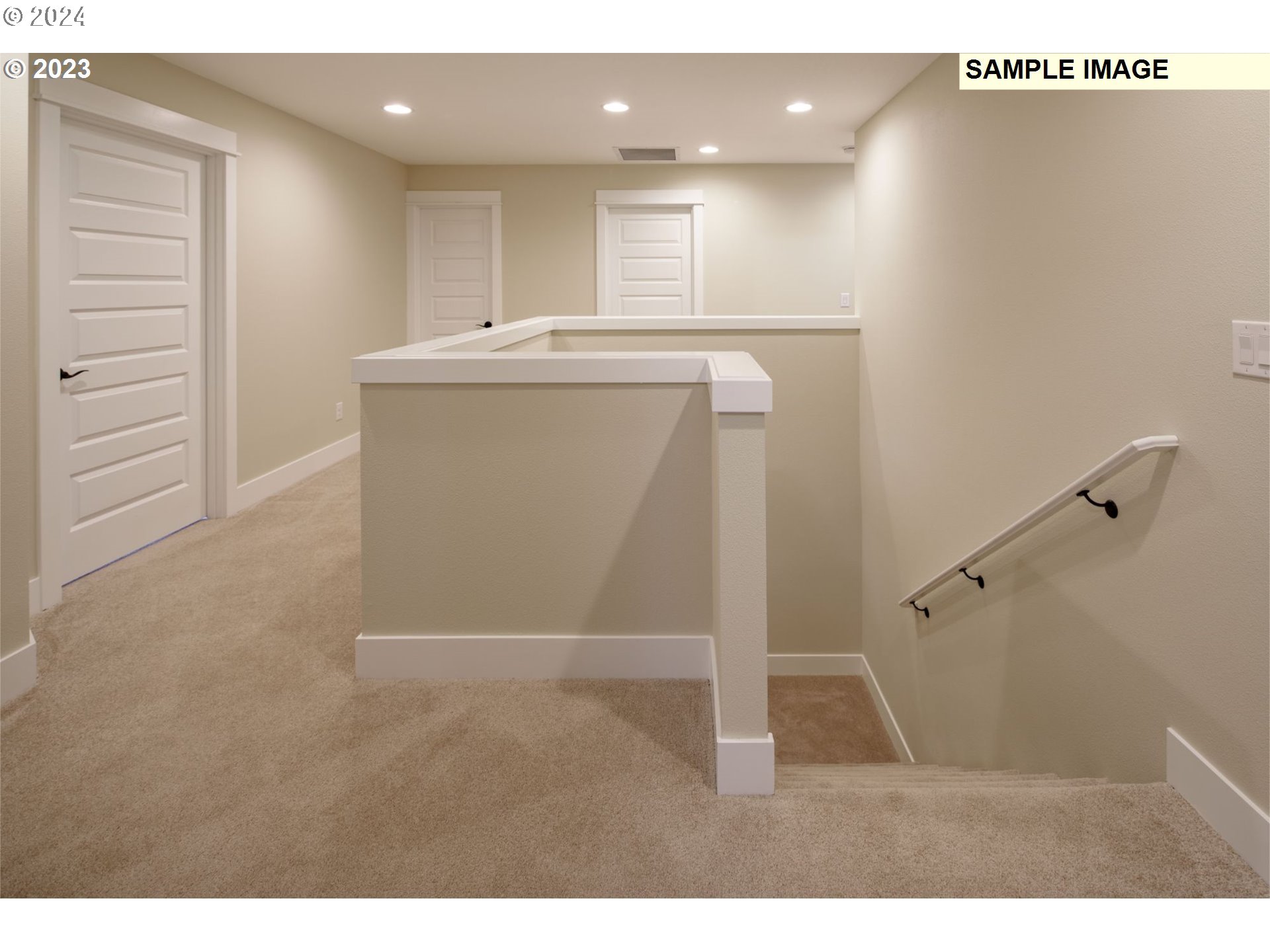 913 Southwest 49th Street Gresham, OR 97080 - Photo 17 of 39 Gallery Image 17