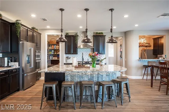 $799,999 | 3698 Regatta Landing Drive, Las Vegas, NV 89141