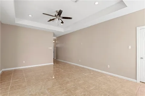 $220,000 | 2205 Greenwood Drive, Laplace, LA 70068