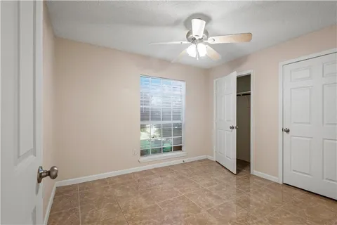 $220,000 | 2205 Greenwood Drive, Laplace, LA 70068