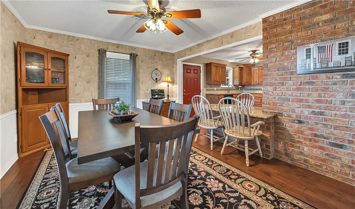 443 Rost Road McGregor, TX 76657 - Photo 9 of 71