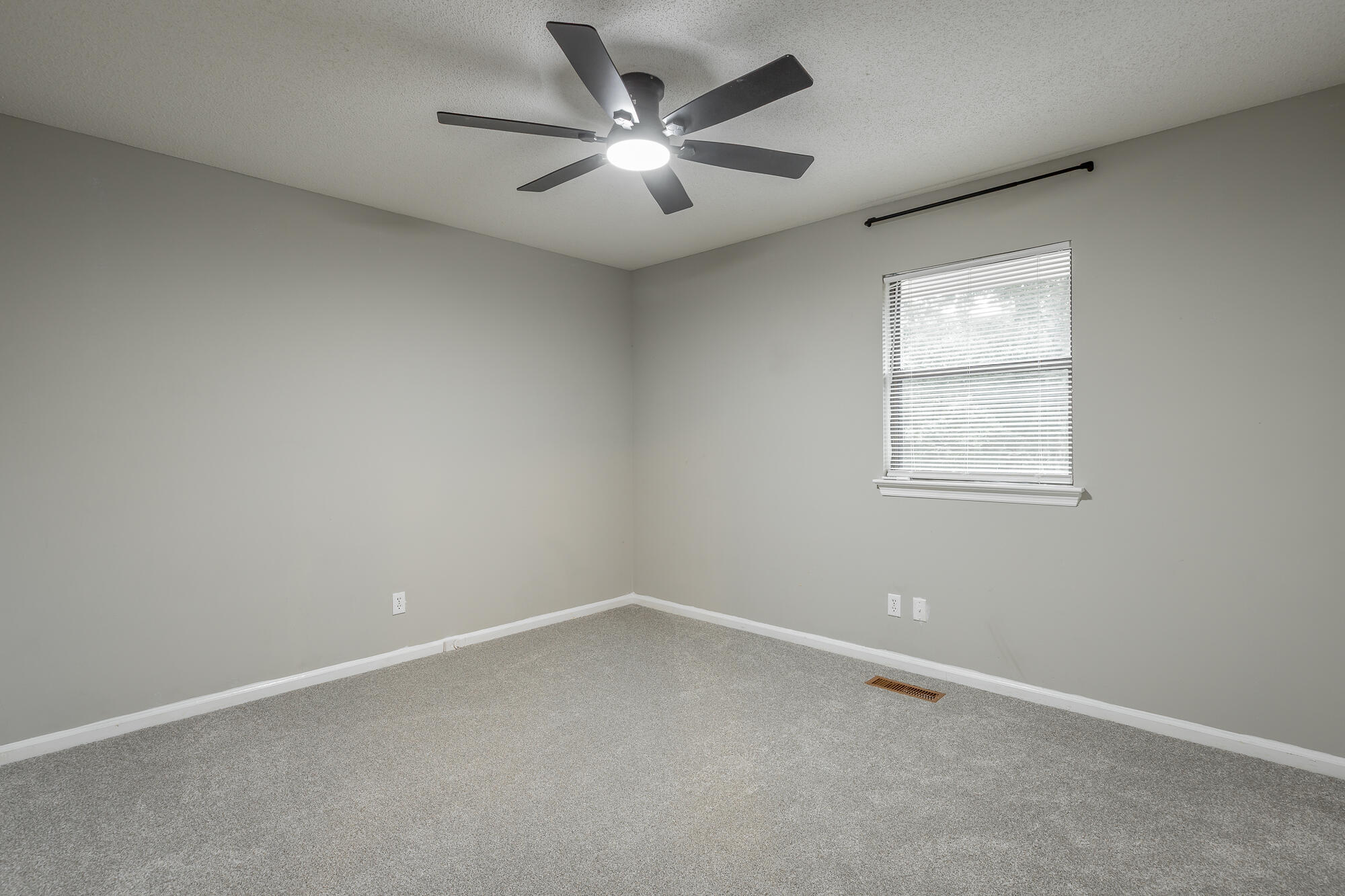 710 Hurricane Creek Road Chattanooga, TN 37421 - Photo 29 of 67 Bedroom