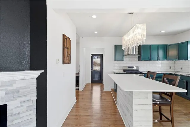 $195,000 | 1006 Grandview Boulevard, Kansas City, KS 66102