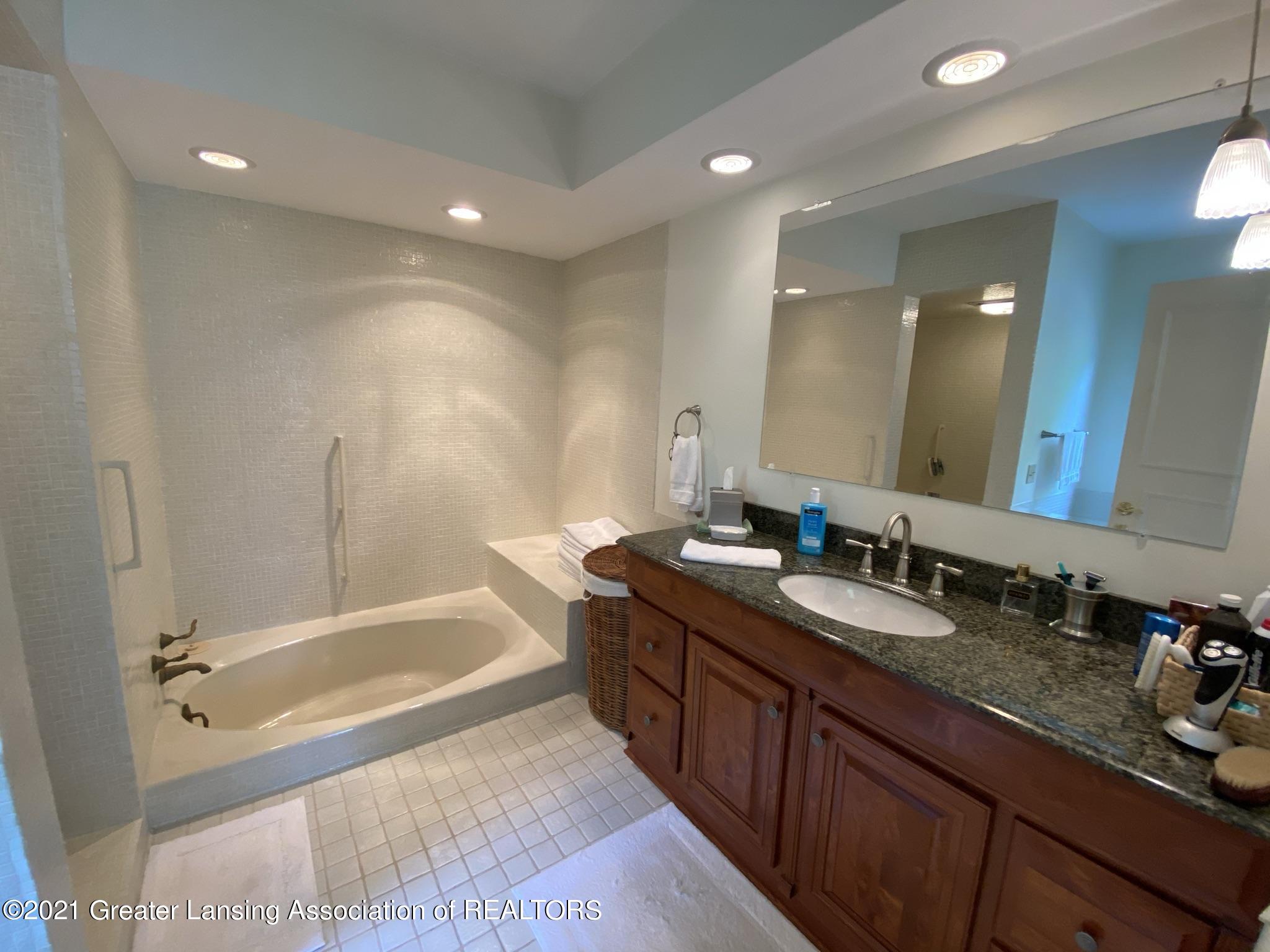 13583 Woodbury Road Haslett, MI 48840 - Photo 38 of 78 IMG_5100