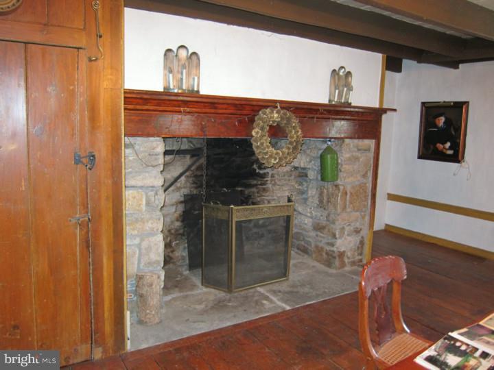 2432 Ridge Road Elverson, PA 19520 - Photo 11 of 25 Gallery Image 11