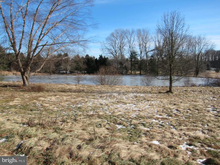2432 Ridge Road Elverson, PA 19520 - Photo 10 of 25 Gallery Image 10