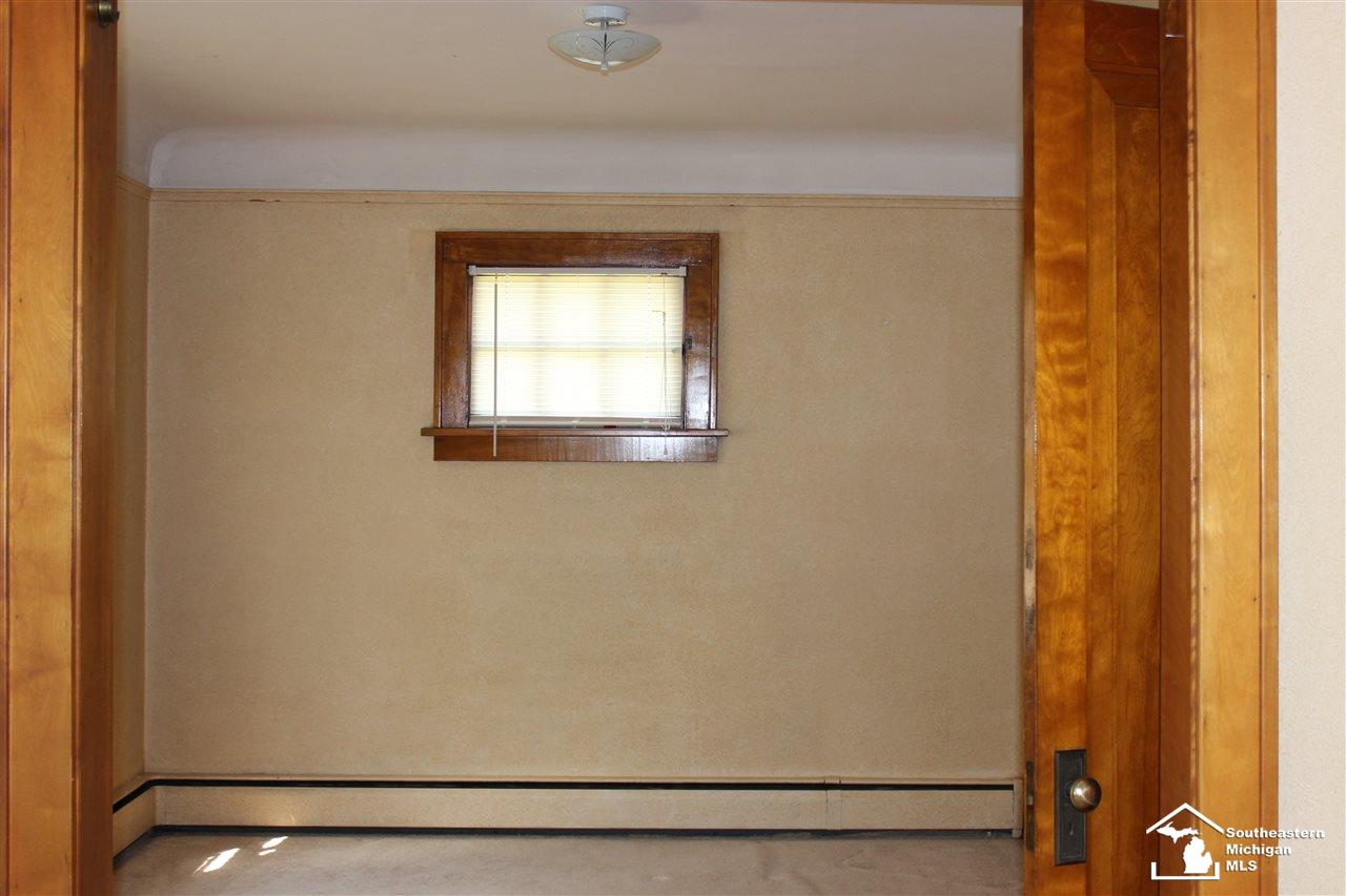83 Abbott Street River Rouge, MI 48218 - Photo 13 of 19 31304838-12.JPG