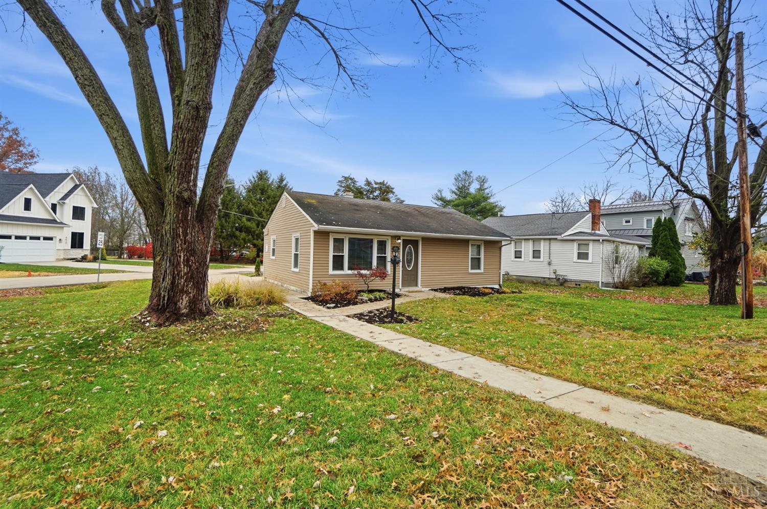 4582 Cooper Road Blue Ash, OH 45242 - Photo 2 of 37