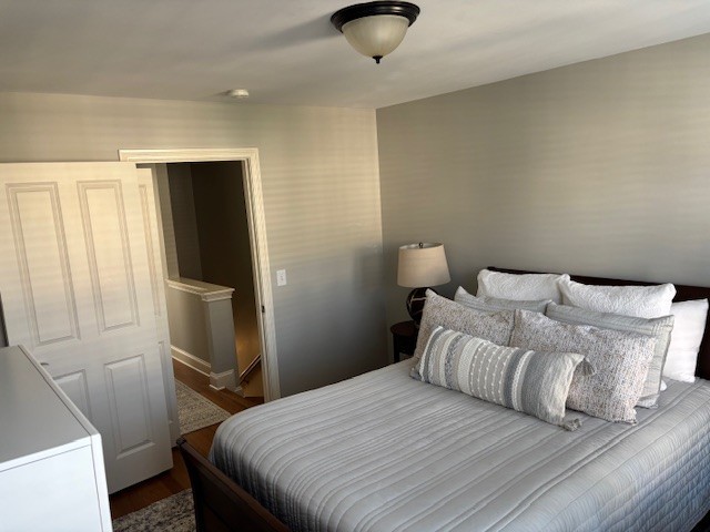 318 Byron Way Franklin, TN 37064 - Photo 33 of 53 a bedroom with a bed and a table
