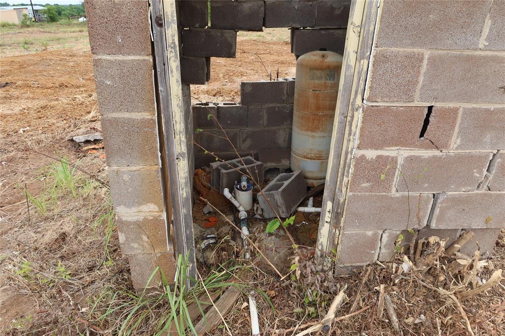 Tbd Upper Montague Road Bowie, TX 76230 - Photo 8 of 15 a bathroom with a shower