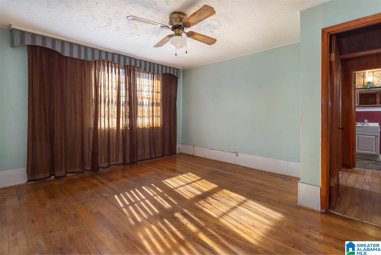 721 West 18th Street Anniston, AL 36201 - Photo 8 of 33