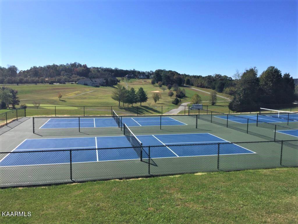 260 Bay Point Road Vonore, TN 37885 - Photo 11 of 14 Pickelball courts