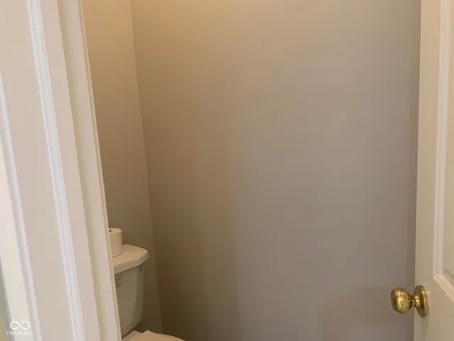 $429,900 | 9532 Pinecreek Drive, Indianapolis, IN 46256