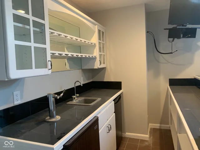 $429,900 | 9532 Pinecreek Drive, Indianapolis, IN 46256