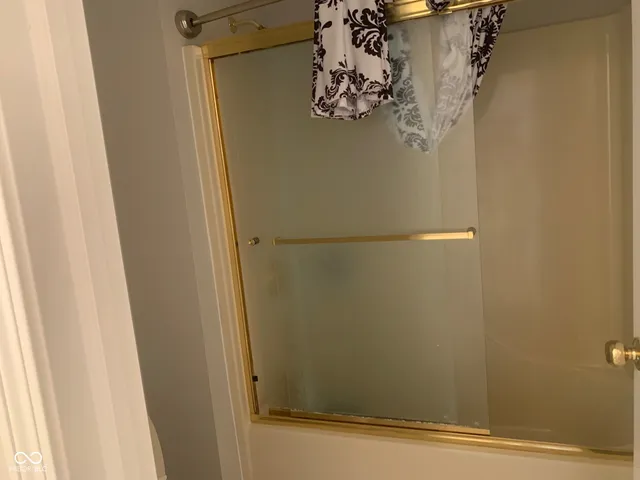 $429,900 | 9532 Pinecreek Drive, Indianapolis, IN 46256