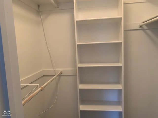 $429,900 | 9532 Pinecreek Drive, Indianapolis, IN 46256