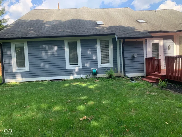 $429,900 | 9532 Pinecreek Drive, Indianapolis, IN 46256