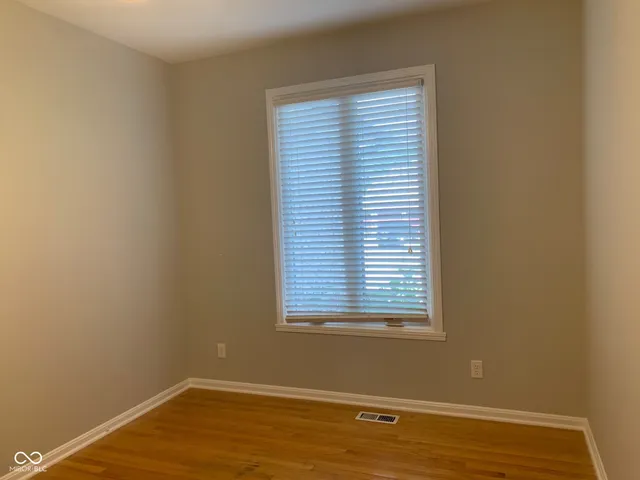 $429,900 | 9532 Pinecreek Drive, Indianapolis, IN 46256