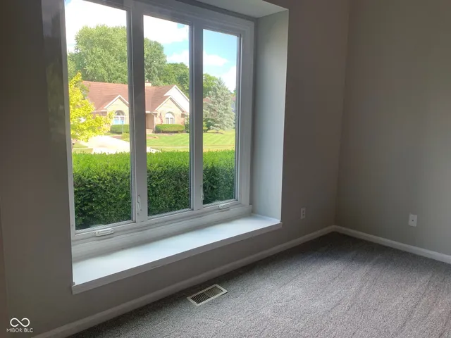 $429,900 | 9532 Pinecreek Drive, Indianapolis, IN 46256