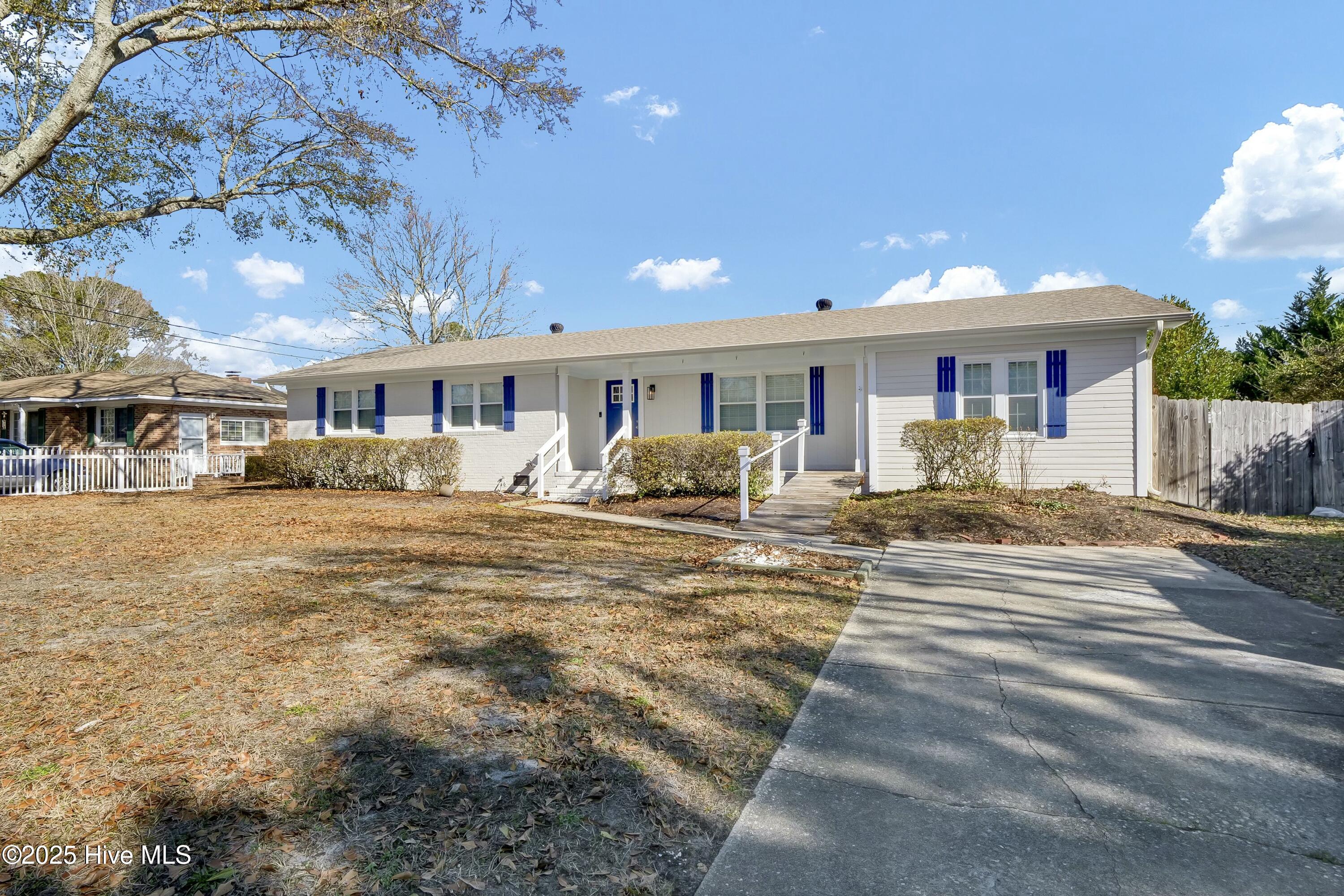 125 Spartan Road Wilmington, NC 28405 - Photo 2 of 23 tempImageym0ROL
