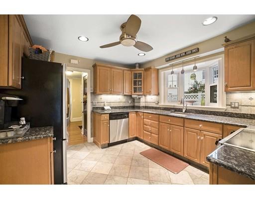 15 Stevens Road Melrose, MA 02176 - Photo 10 of 25 Gallery Image 10