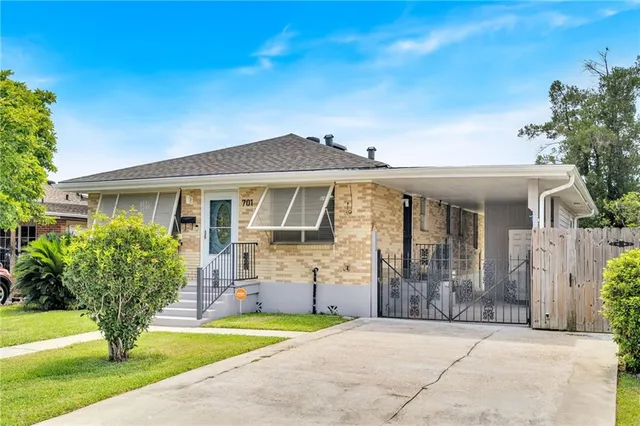 $269,999 | 701 North Dilton Street, Metairie, LA 70003