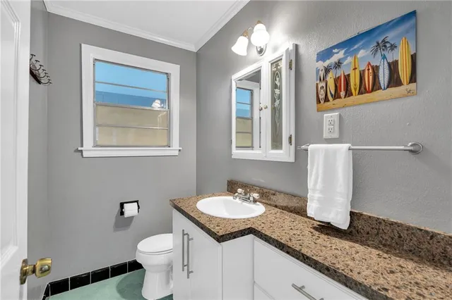 $269,999 | 701 North Dilton Street, Metairie, LA 70003